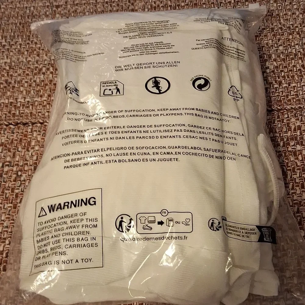 XXL 3 Piece Lounge & Everyday Comfort Set White New In Package By Hot